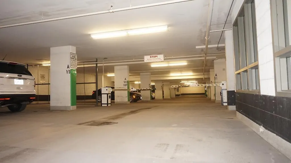 City Stay Condos - Downtown Toronto, Simcoe Street Canada
